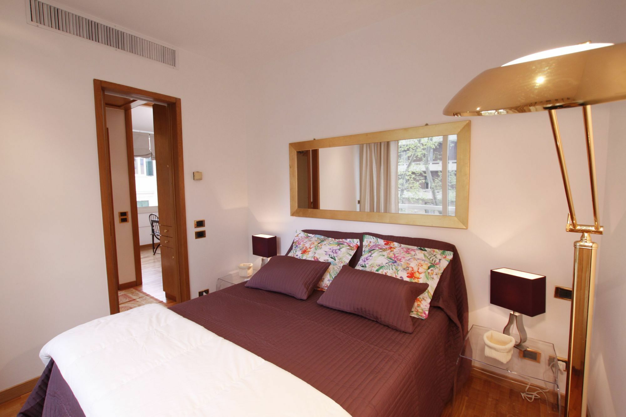 Apartment Sleep In Italy - Spanishsteps